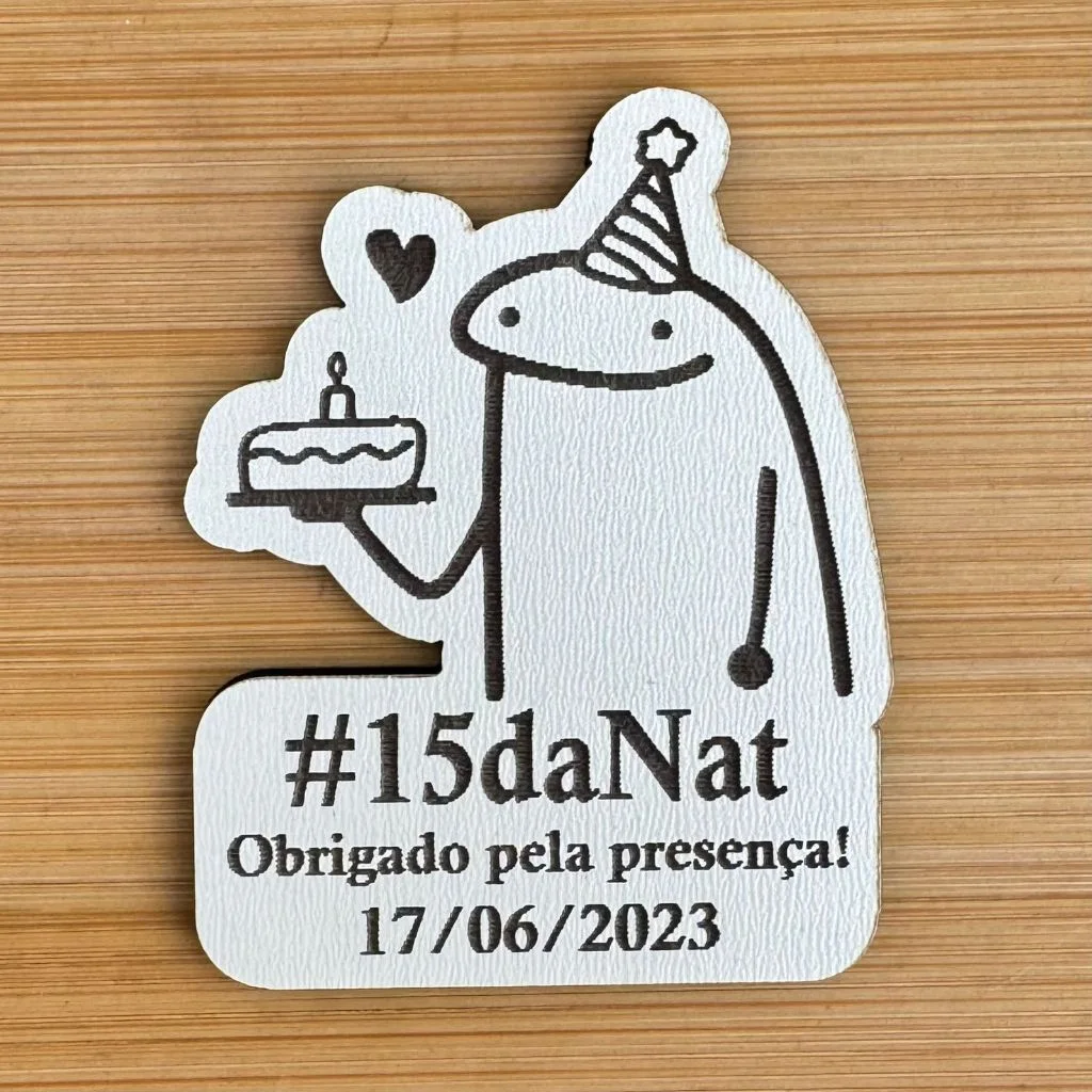 Kit Imãs de Geladeira Personalizados 15 Anos em MDF | Lembrancinha Aniversário Personalizada