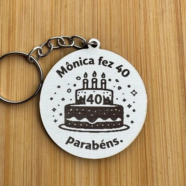 Kit Chaveiros Aniversário Personalizados MDF Bolo Festa Lembrancinha de Aniversário